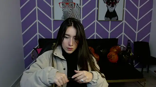 Adhara Kitten online show from 11.19.25