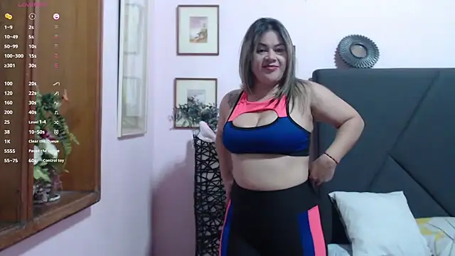 pamela echeverria online show from 09.29.25