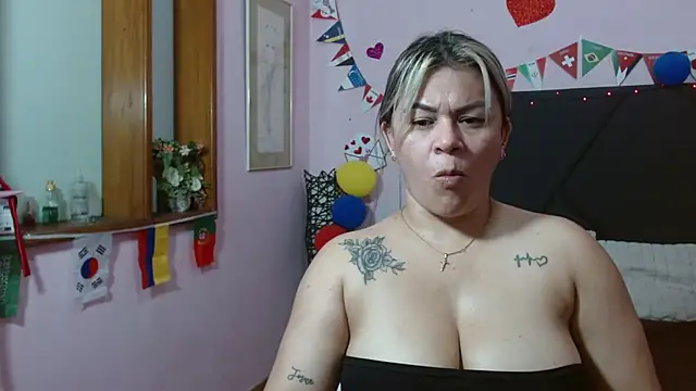 pamela echeverria online show from 07.06.26