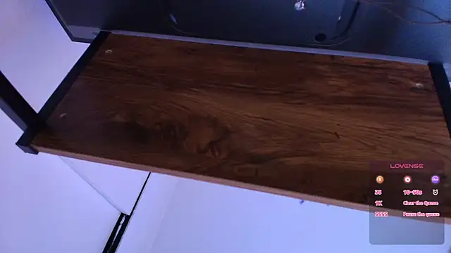 Terraelowen online show from 10.29.25