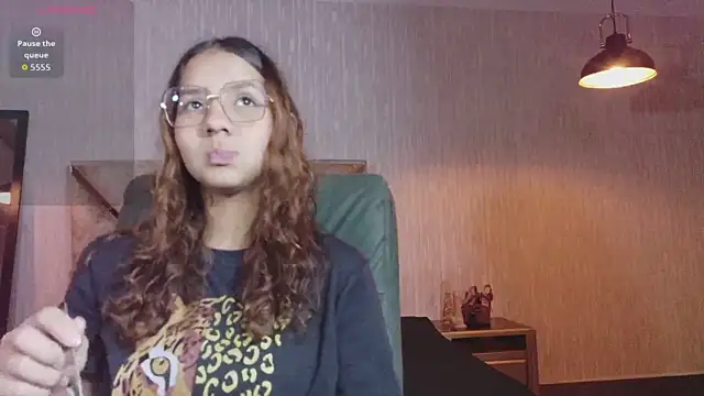 angeles azul online show from 10.04.25