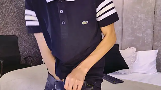 Snapshot of NickandAbby_ chatting on 11.12.25 NickandAbby online show from 11.12.25