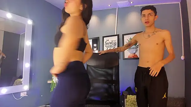 Snapshot of NickandAbby_ chatting on 03.22.26 NickandAbby online show from 03.22.26