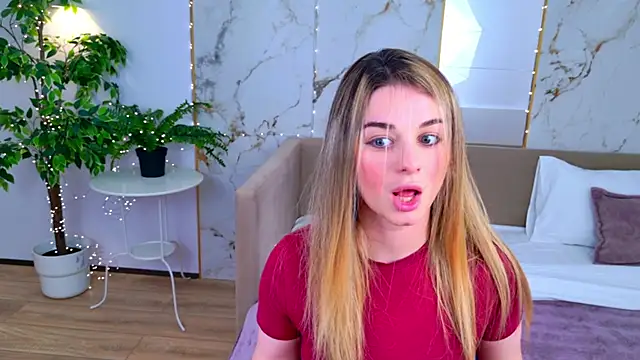 SweetyLicky online show from 04.19.26