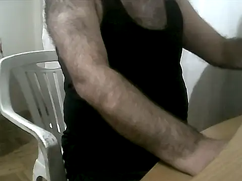 Snapshot of gerek27 chatting on 11.13.25 gerek27 online show from 11.13.25