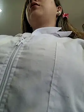 Sophie del Castillo online show from 09.21.25