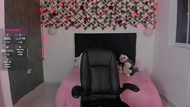 Snapshot of Leonor_jhonsom chatting on 10.07.25 Leonor jhonsom online show from 10.07.25