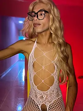 Katy bratz  online show from 02.24.26