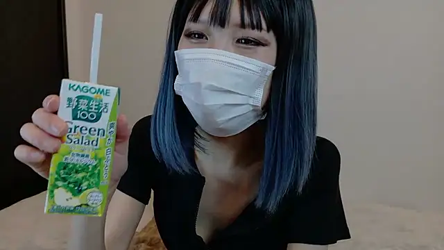 sarina at online show from 03.13.26