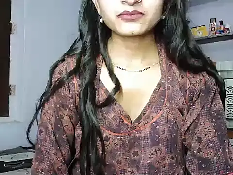 ROSE GOLDE online show from 06.10.26