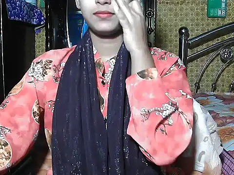 Snapshot of jui- chatting on 09.17.25 jui- online show from 09.17.25