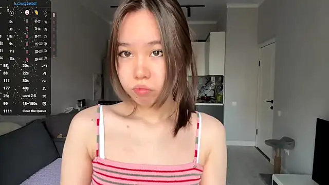 Snapshot of Wow_Akemi chatting on 10.24.25 Wow Akemi online show from 10.24.25