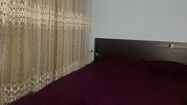 Snapshot of Marinpeach chatting on 10.03.25 Marinpeach online show from 10.03.25