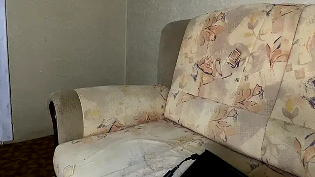 Snapshot of Marinpeach chatting on 11.06.25 Marinpeach online show from 11.06.25