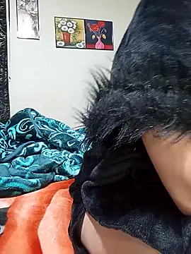 hot-twin online show from 11.22.25