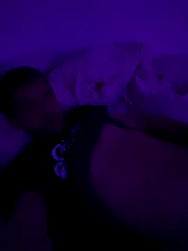 Dodxx77 online show from 10.31.25