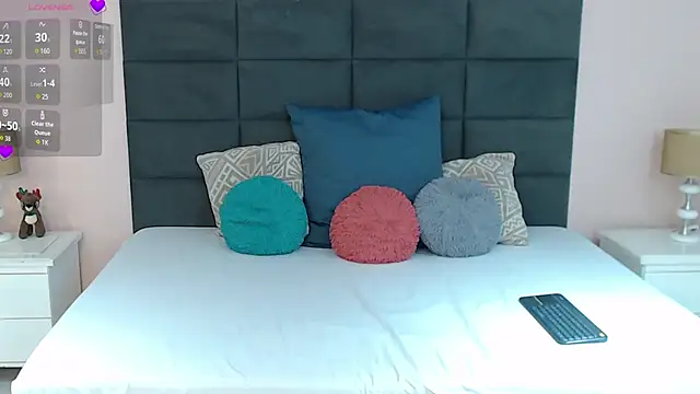 Snapshot of Abby-campbel chatting on 11.21.25 Abby-campbel online show from 11.21.25