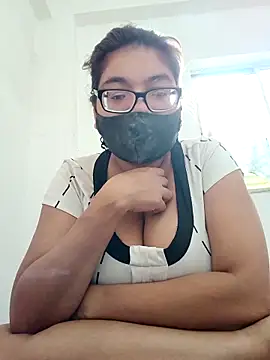 Elie couple143 online show from 10.21.25