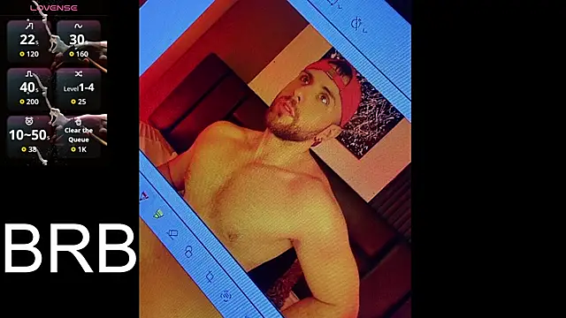 Maximo Wolff online show from 12.05.25