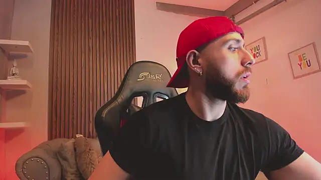 Maximo Wolff online show from 01.12.26