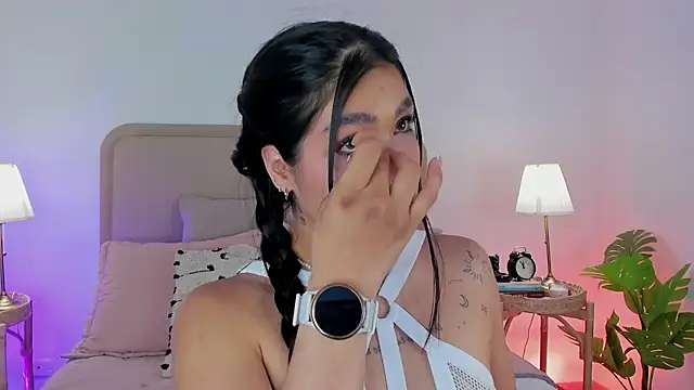 Snapshot of Cutie_Riley chatting on 09.16.25 Cutie Riley online show from 09.16.25