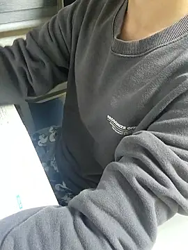 Snapshot of K_istp chatting on 10.30.25 K istp online show from 10.30.25