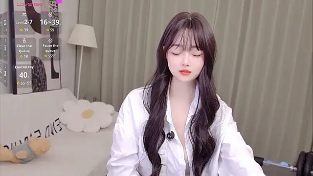 uikyy1 online show from 07.10.26
