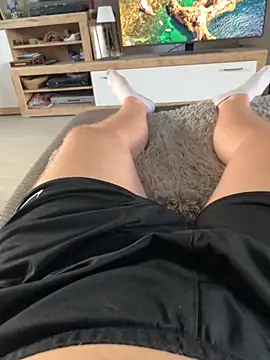 YoungDick004 online show from 10.27.25