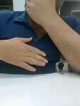 Snapshot of Nylton1982 chatting on 12.15.25 Nylton1982 online show from 12.15.25