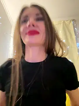 LucieMack online show from 12.16.25