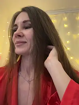 LucieMack online show from 02.19.26