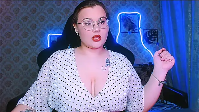 InLoveWithLife26 online show from 03.16.26