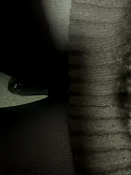 HiddenHoneyLDN online show from 11.14.25