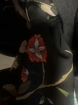 HiddenHoneyLDN online show from 12.17.25