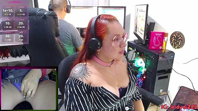 leidydi223 online show from 10.15.25