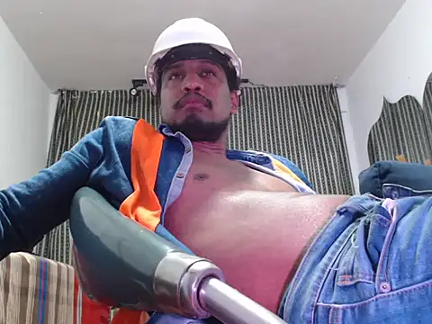 Snapshot of ElCaballeroNegro24 chatting on 09.28.25 ElCaballeroNegro24 online show from 09.28.25