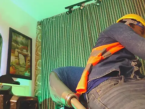 Snapshot of ElCaballeroNegro24 chatting on 10.01.25 ElCaballeroNegro24 online show from 10.01.25