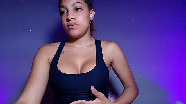 Snapshot of m_rosee chatting on 11.14.25 m rosee online show from 11.14.25