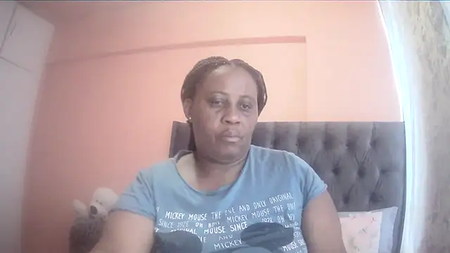 HUGEASSXXXXX online show from 03.18.26