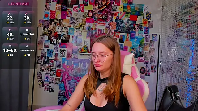 Maryyy May online show from 10.09.25