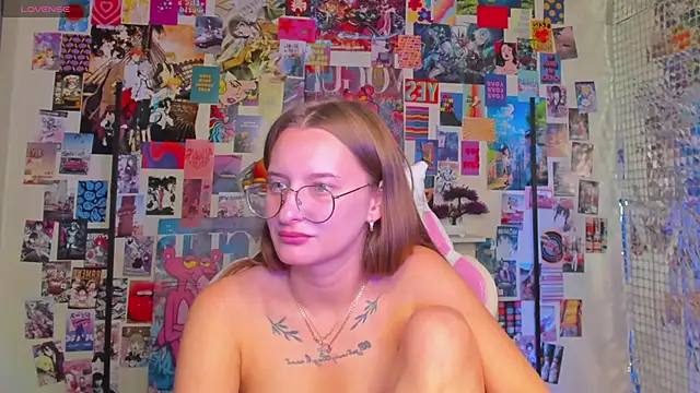 Maryyy May online show from 10.13.25