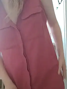 Snapshot of Moonolighta chatting on 11.11.25 Moonolighta online show from 11.11.25