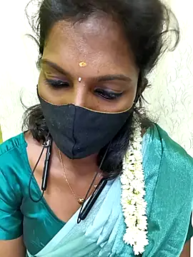 Snapshot of Honey_rosetamil chatting on 05.02.26 Honey rosetamil online show from 05.02.26