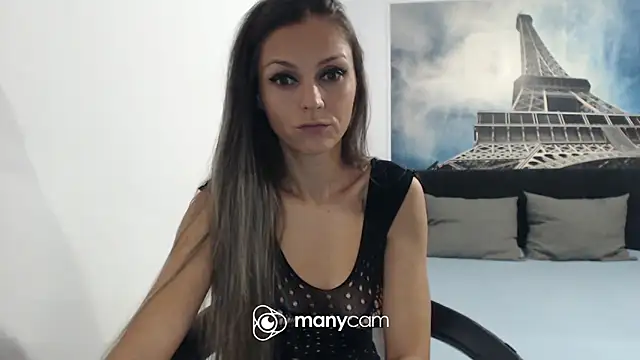 Snapshot of RheaEtthan chatting on 10.06.25 RheaEtthan online show from 10.06.25