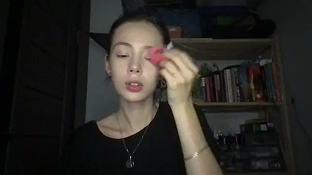 Yuna5343 online show from 09.12.25