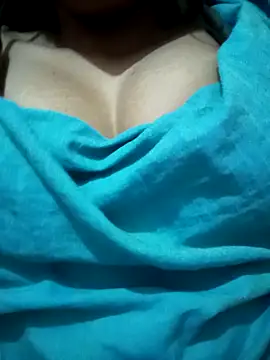 Snapshot of kaviyaponnu0987 chatting on 02.11.26 kaviyaponnu0987 online show from 02.11.26