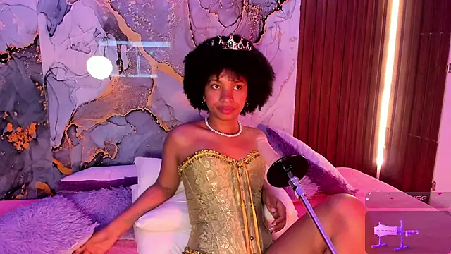 Snapshot of Lolalewis777 chatting on 11.01.25 Lolalewis777 online show from 11.01.25