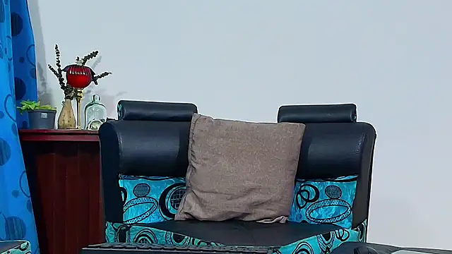 Snapshot of DaveSoldier chatting on 10.18.25 DaveSoldier online show from 10.18.25