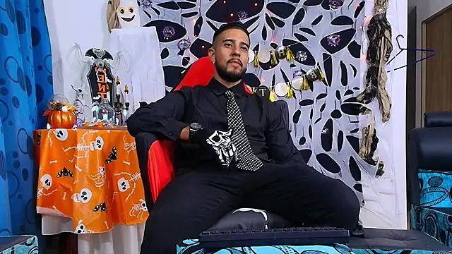 Snapshot of DaveSoldier chatting on 11.01.25 DaveSoldier online show from 11.01.25