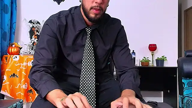 Snapshot of DaveSoldier chatting on 11.08.25 DaveSoldier online show from 11.08.25